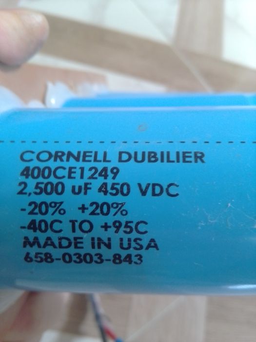 Конденсатори 450в/2500мкф