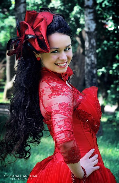 Эффектное яркое красное платье. Эксклюзив! Випускне плаття