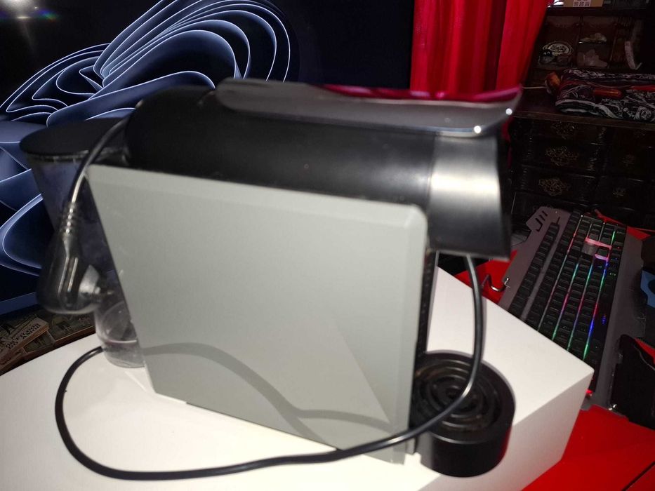 Máquina Delta Q Mini Qool Cinzenta – Para Peças ou Reparação