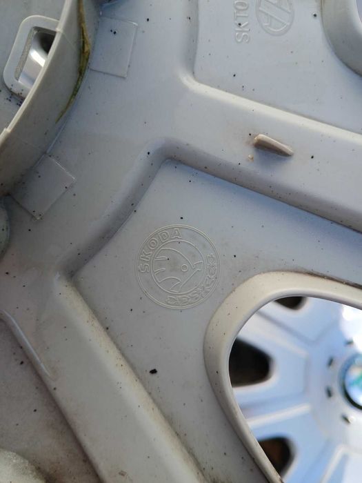 Продам ковпаки оригінал