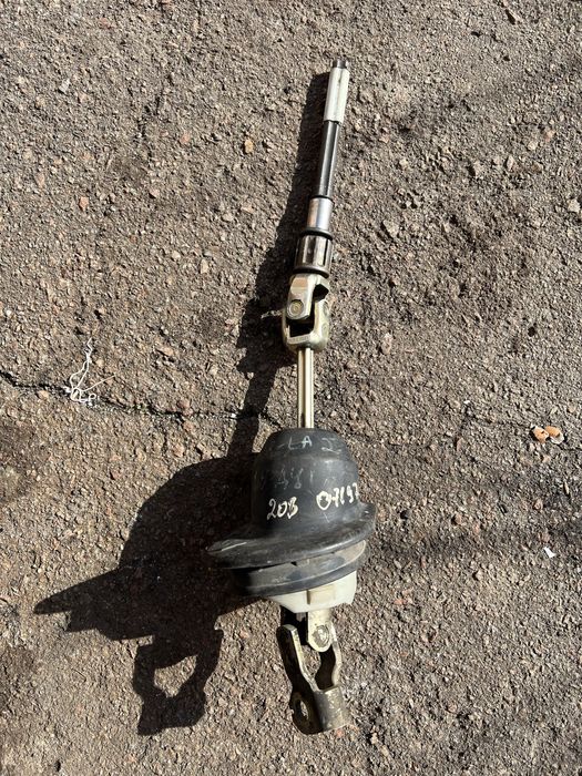 Релавой вал Renault Laguna 2 .