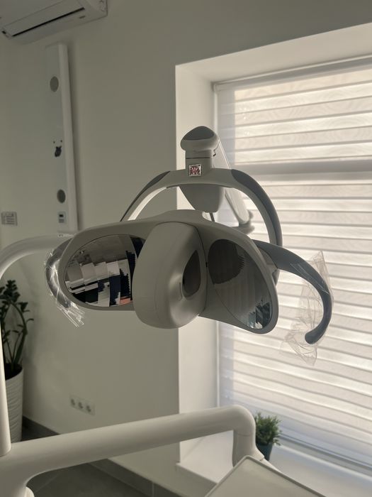 Стоматологічна установка Anthos A6 Plus