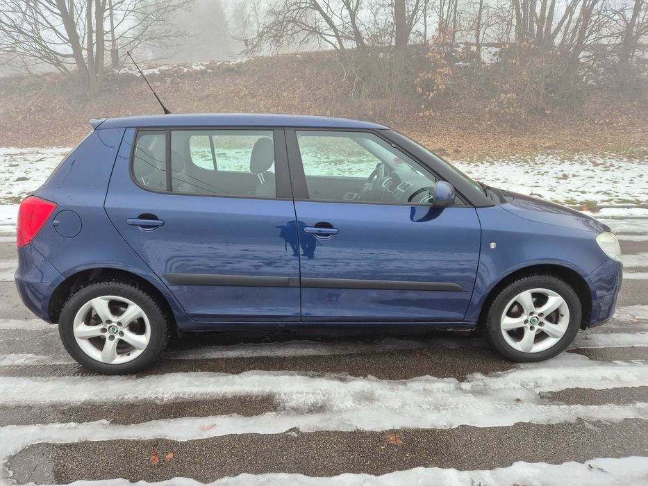 Skoda Fabia 1.4 MPI , klimatronik , grzane fotele.