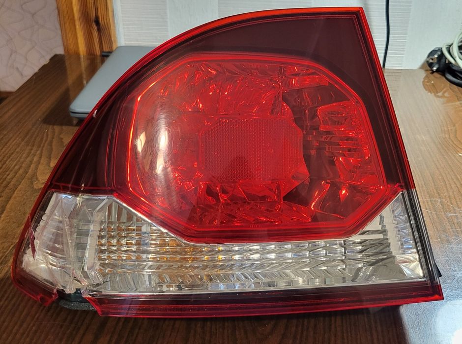 Задній лівий фонарь Honda Civic 2011 рік рестайлинг