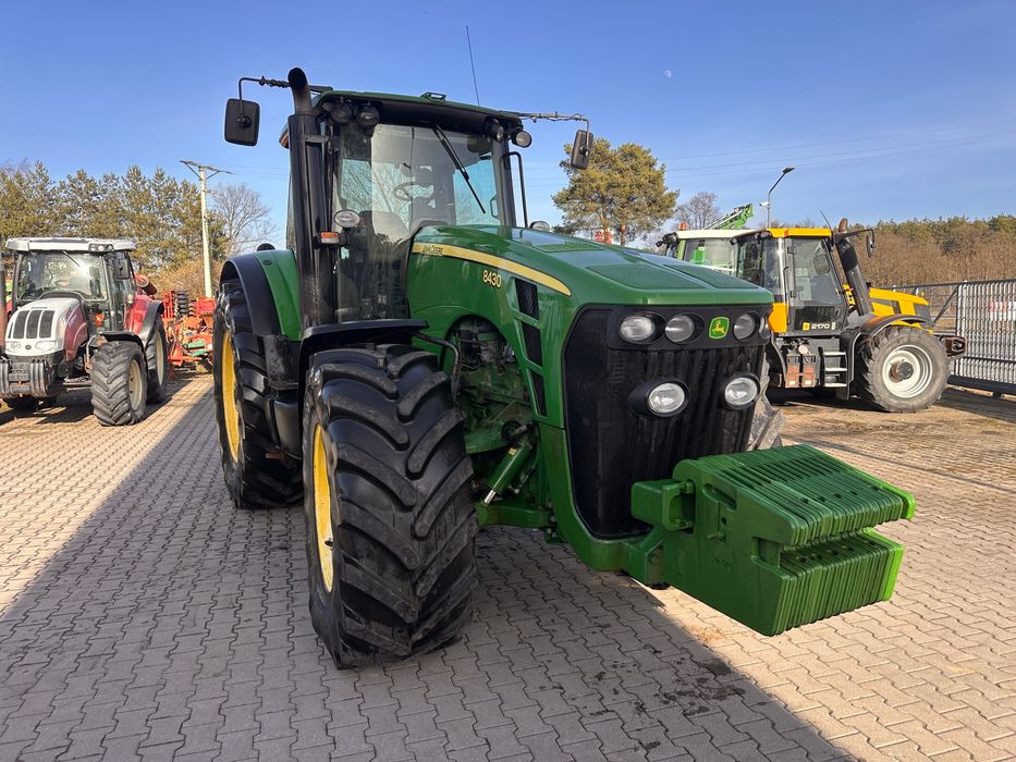 John Deere 8430 AutoPower 44km/h 330 PS