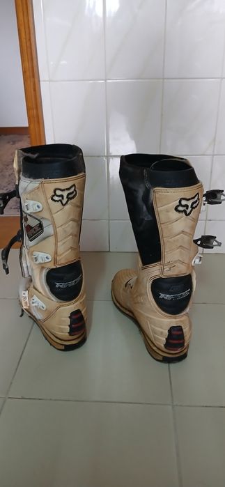 Botas para andar de motoquatro