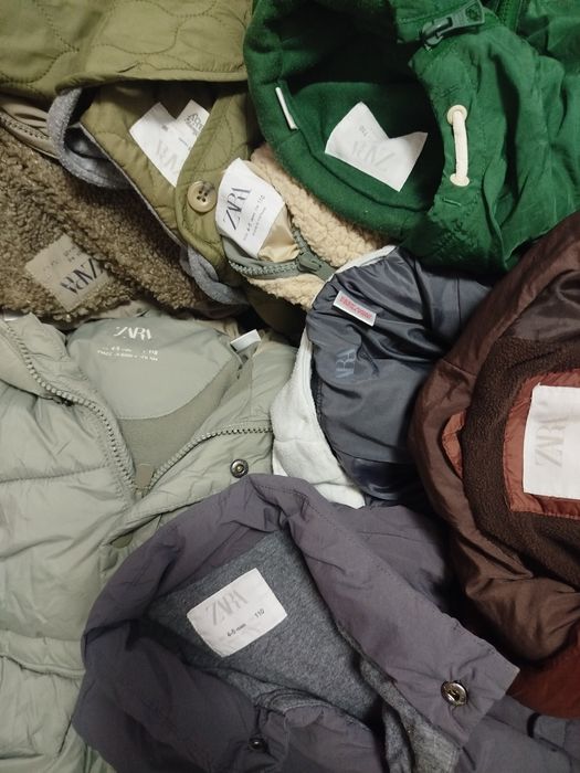 Куртка фірма Zara