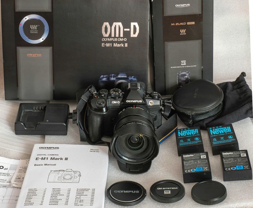 Olympus E-M1 MK III plus Zuiko Digital ED 12-40 f/2.8 Pro