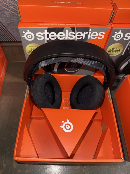 Навушники геймерські SteelSeries Arctis Nova 3