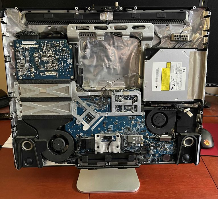 Apple iMac 21.5" 2009 bez ekranu na części