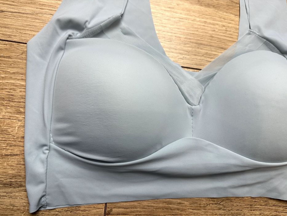 Biustonosz jasno niebieski nowy 42-44