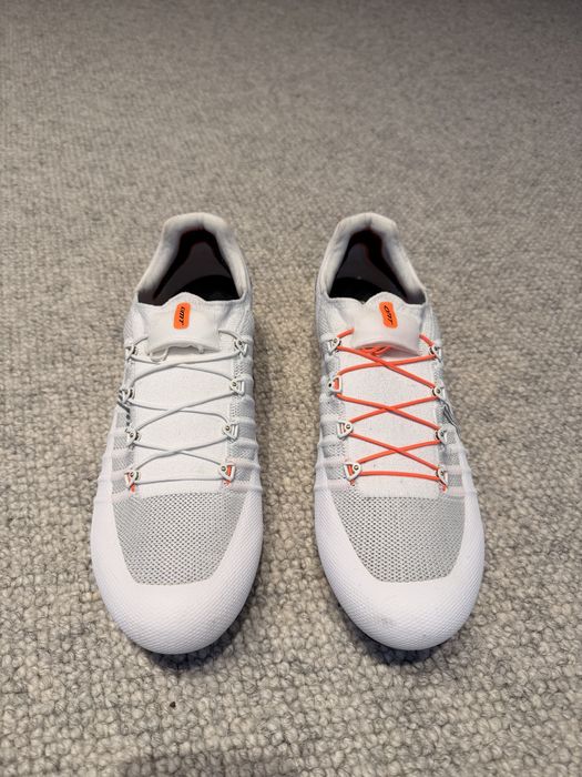 Sapatos DMT Pogi’s