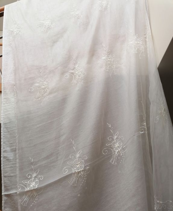 Cortinas  duplas  brancas bordadas 2,60 x150