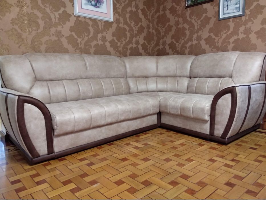 Перетяжка мягкой мебели