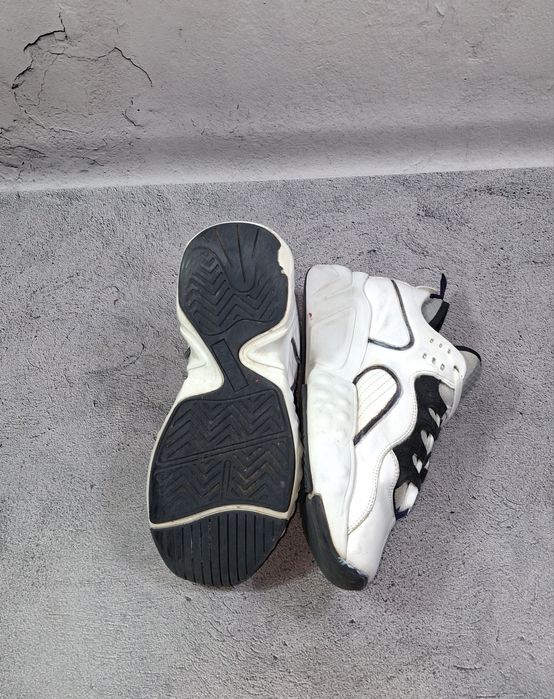 Кроссовки Acne Studios кожаные женские кеды