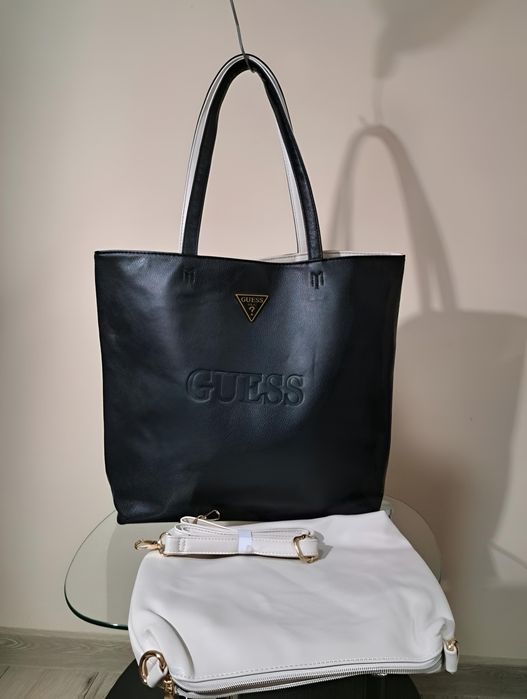 Torebka Guess z kosmetyczką skórzana