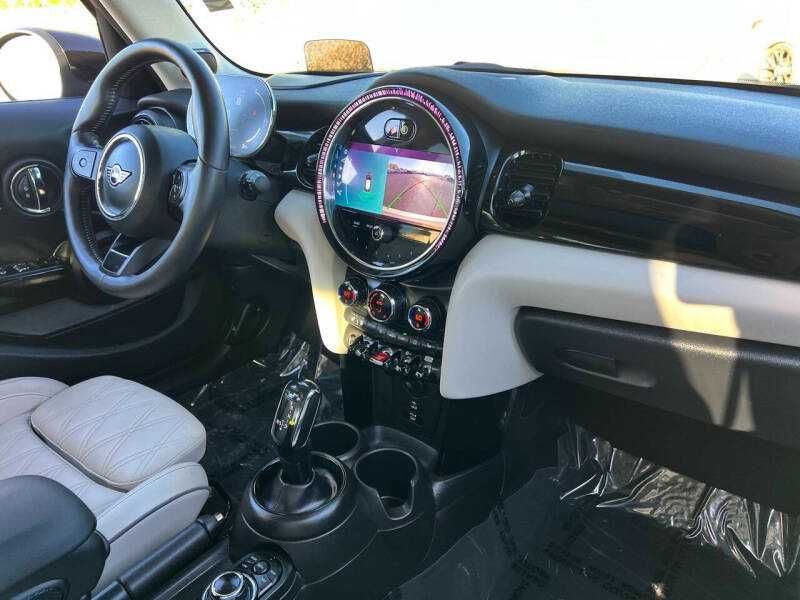 2022 MINI Hardtop 4 Door