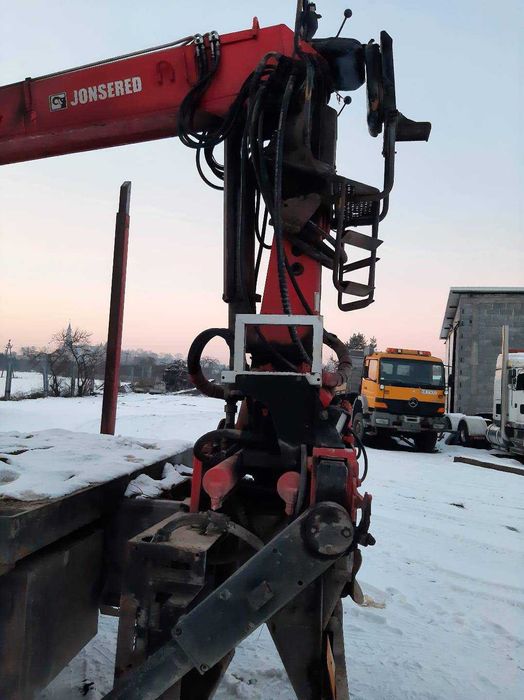 Лісовий кран маніпулятор Jonsered