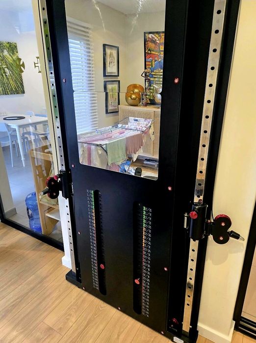 Wall gym semi novo / musculação