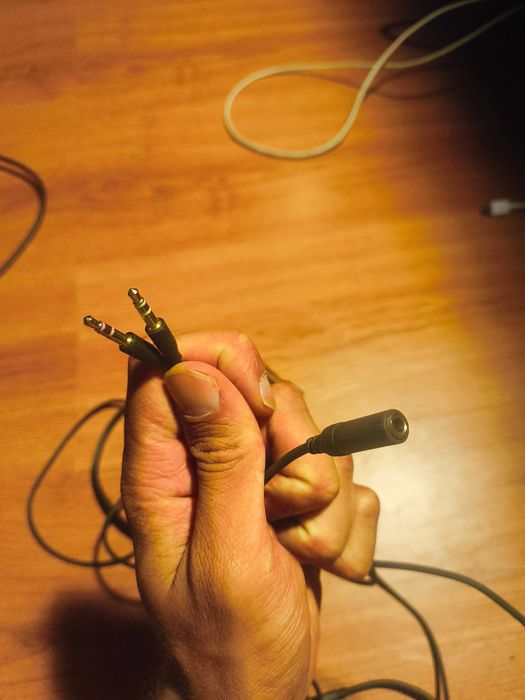 cabos diversos  hdmi vga etc