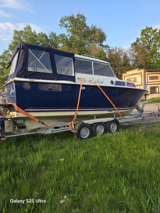 Łódź motorowa Unikatowy Nimbus 800 Coupe (Wersja Hauseboat / Limitowana)