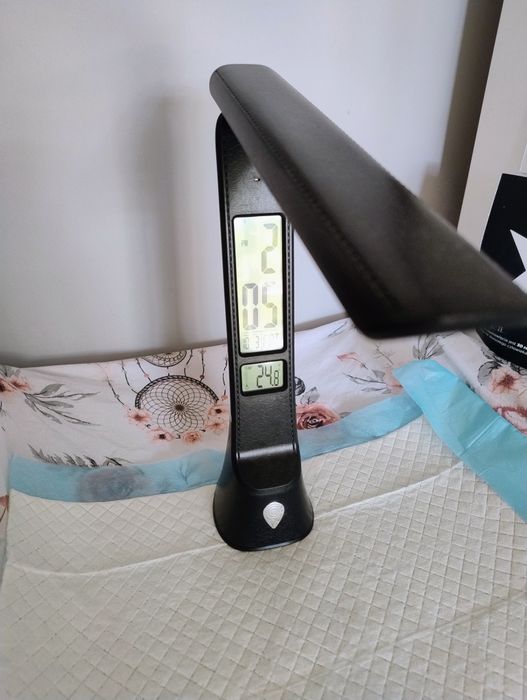 Lampka na biurko bezprzewodowa