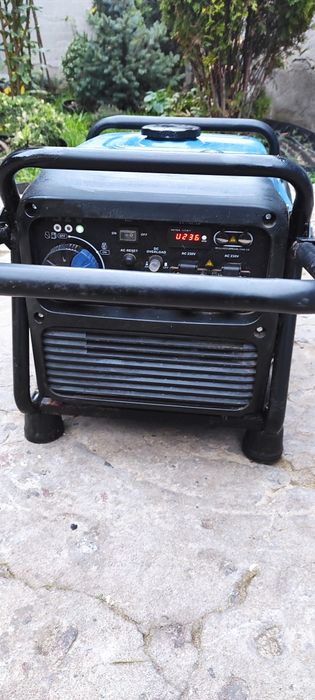 Генератор бензиновий інверторний