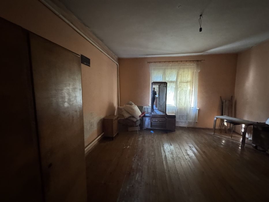 Продаж будинку з усіма комунікаціями