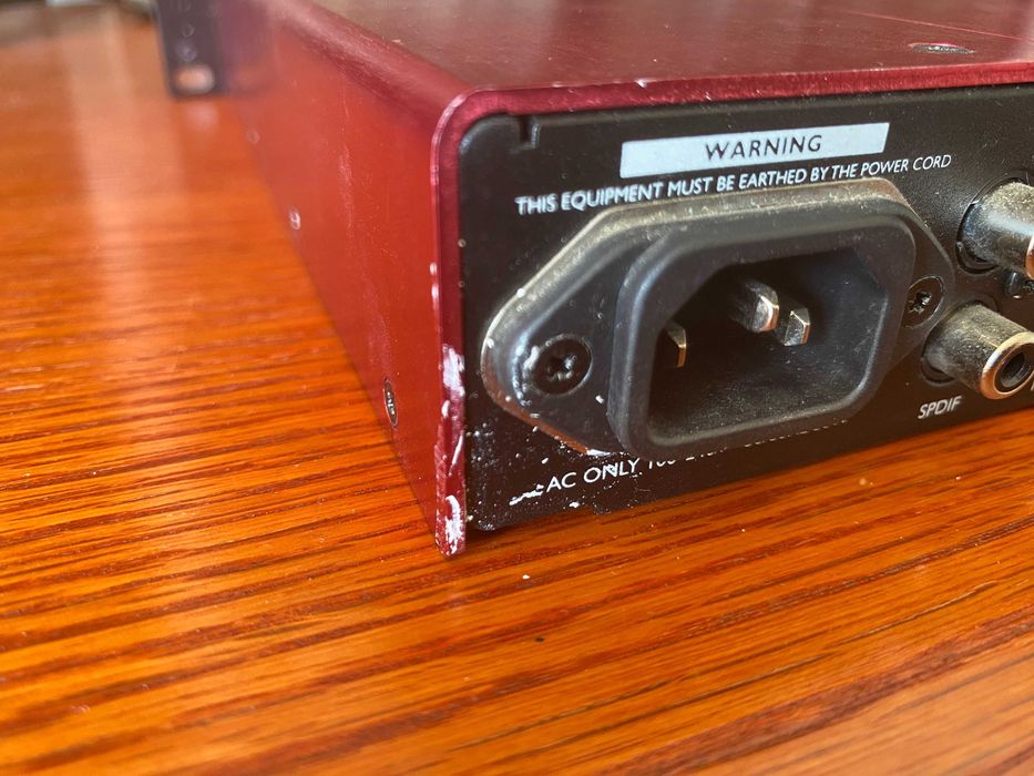 Focusrite Scarlett 18i20 1.ª Geração — Interface de áudio USB