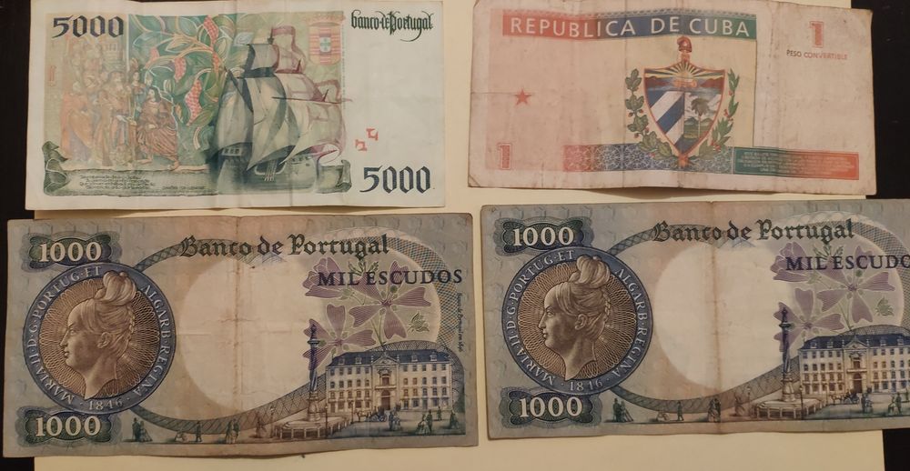 Moedas e notas antigas