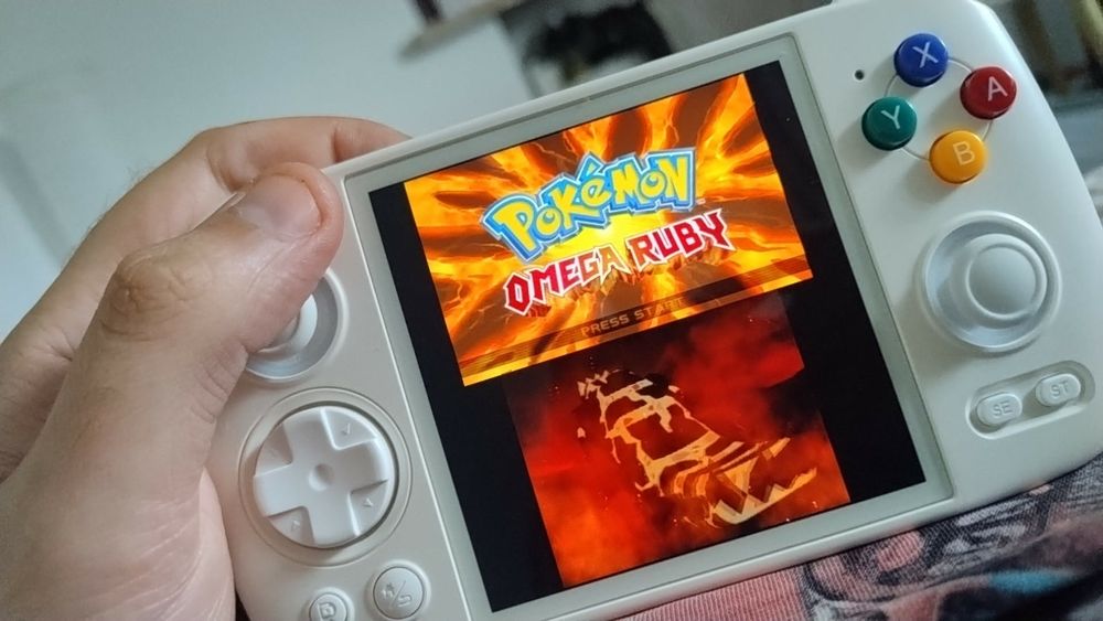 Anbernic RG Cube używany