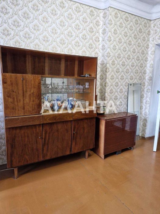 2 комнатная квартира мебель техника   палисадник гараж