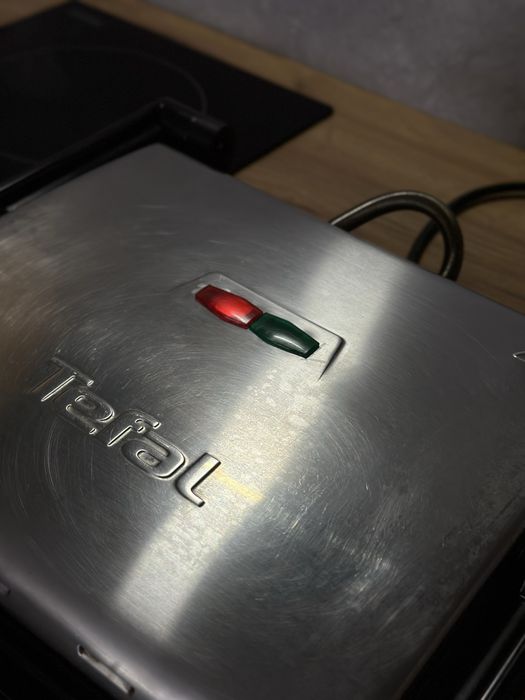 Гриль Tefal GC241D38