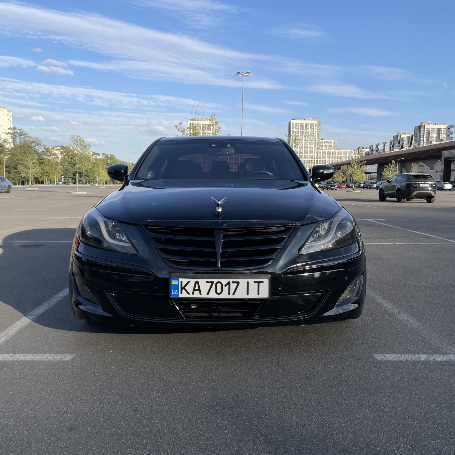Hyundai genesis r spec 5 0 11 500 hyundai olx