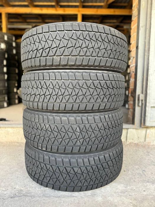 225/60 r18 bridgestone blizzak dm-v2 8mm шини бу зима