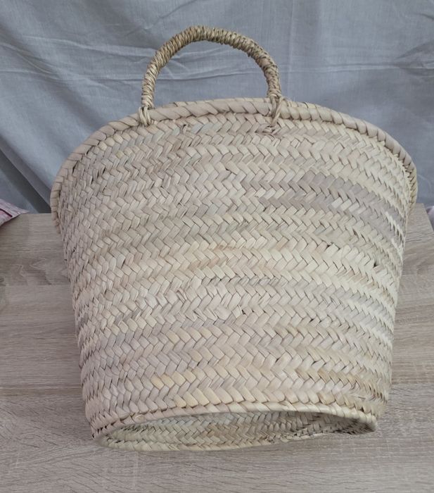 Cesta em palhinha