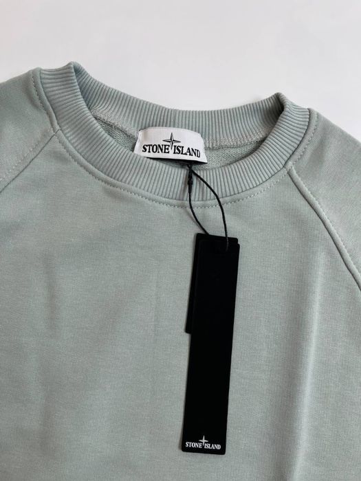 Stone island.
