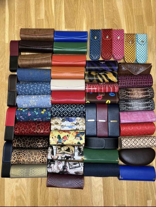 Футляри для окулярів  ізюм  якісні