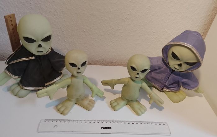 Детские игрушки. Разнообразная коллекция на 5 фото