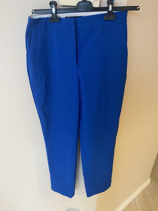 Spodnie cygaretki zara 38 niebieskie