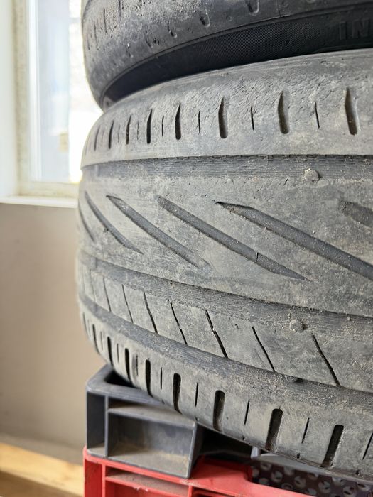 Резина летняя 225/45 R18 uniroyal