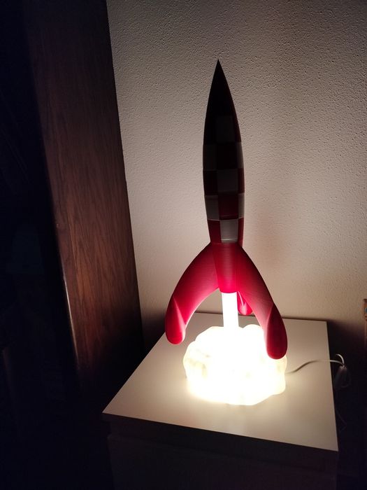 Foguete Tintin com luz