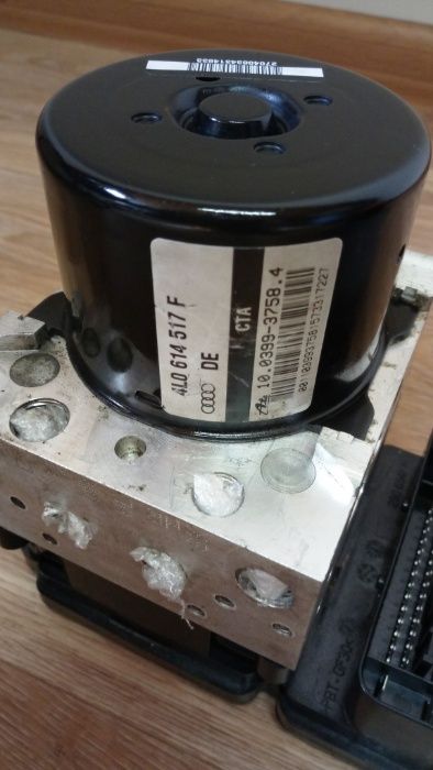 Блок ABS АБС Audi Q7 \ Ауди Кю7 , Ку7 4L0614517E 4L0614517D