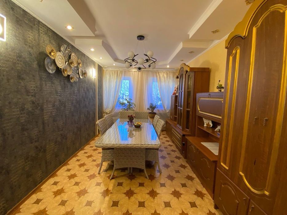 Будинок у Піщанці продаж