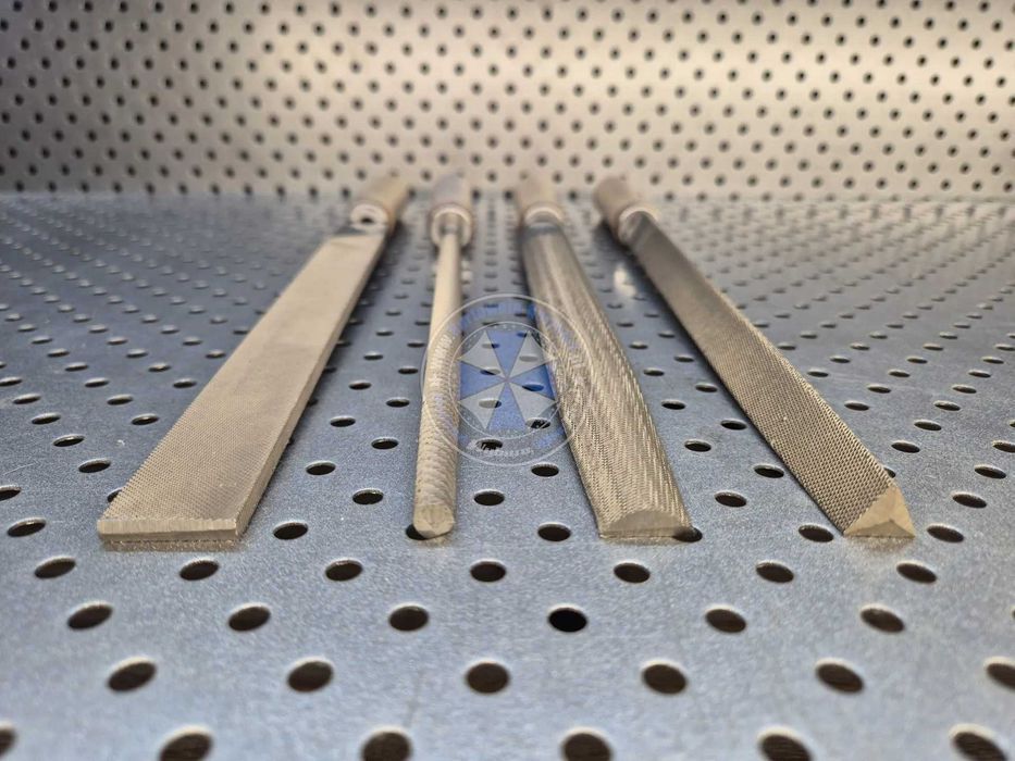 Pilniki do metalu 250mm 66HRC 4szt zestaw pilników do metalu pilnik