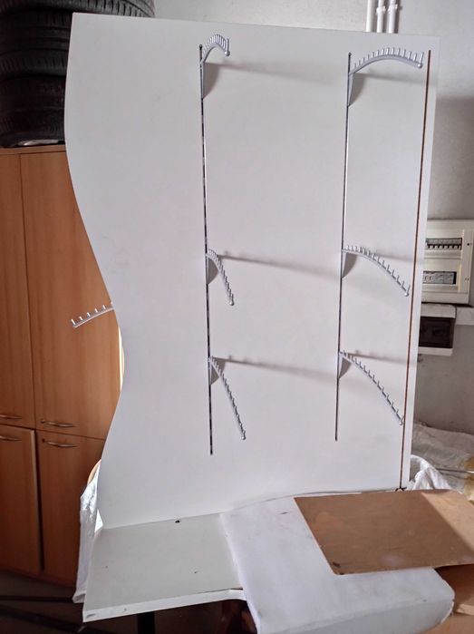 meble do sklepu z bielizną