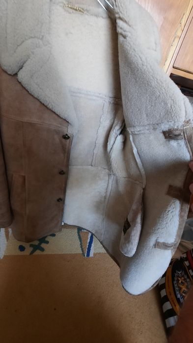 Kożuch z owczej skóry marki Shearling by Lawrence