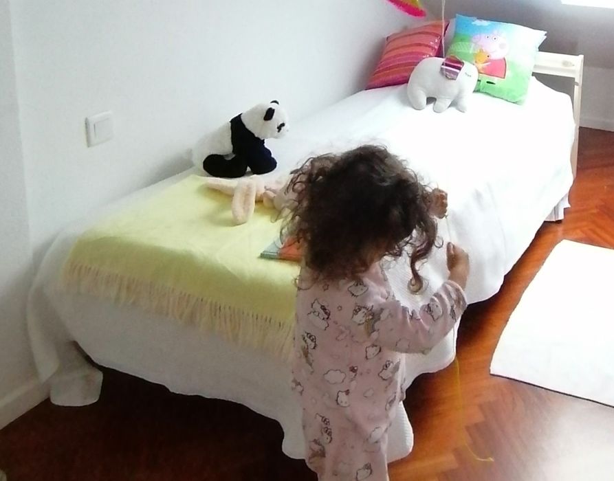 Cama individual Ikea como nova