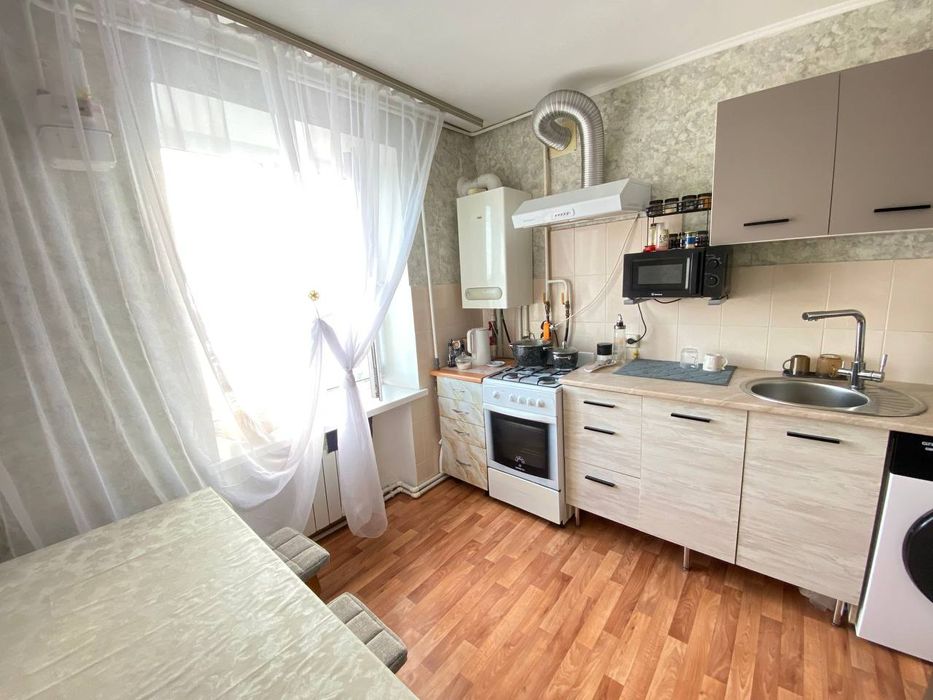 Продам 2х кімнатну квартиру в центрі міста