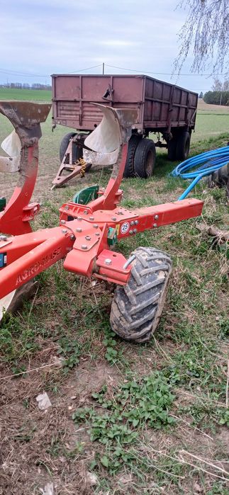 Sprzedam pług obrotowy AGRO-MASZ 3+1